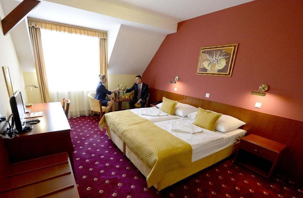 Hotel Tilia Pezinok Exterior photo
